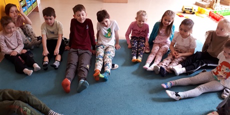 Powiększ grafikę: swiatowy-dzien-osob-z-zespolem-downa-dzien-kolorowej-skarpetki-683369.jpg