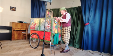 Powiększ grafikę: teatr-qfer-kot-w-butach-680198.jpg