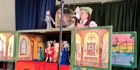 Powiększ grafikę: teatr-qfer-kot-w-butach-680204.jpg