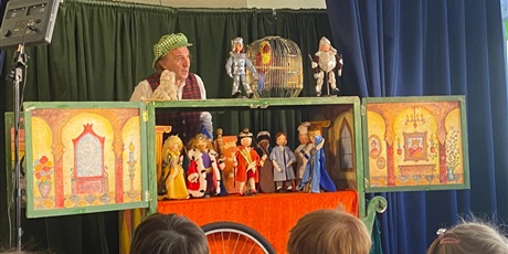 Powiększ grafikę: teatr-qfer-kot-w-butach-680205.jpg