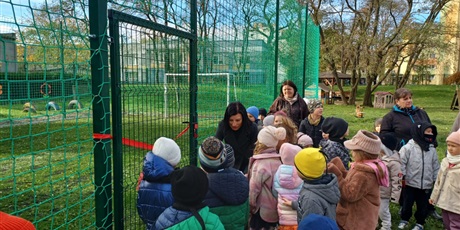 Powiększ grafikę: uroczyste-otwarcie-boiska-do-pilki-noznej-w-naszym-przedszkolu-651816.jpg