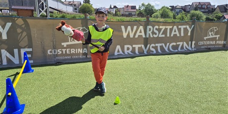 Powiększ grafikę: wesole-skrzaty-zdobywaja-costerina-park-700461.jpg
