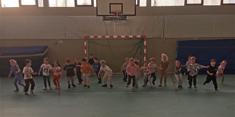Wizyta dzieci z grupy Elfów w Przedszkolu nr 44 - ZSO 10 w Gdańsku i udział w zajęciach sportowych