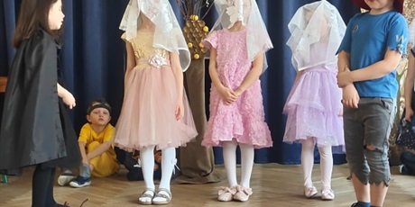 Powiększ grafikę: wizyta-dzieci-z-przedszkola-nr-44-zso-nr-10-w-gdansku-684700.jpg