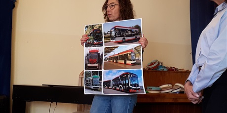 Powiększ grafikę: wizyta-motorniczych-z-gait-645766.jpg