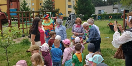 Powiększ grafikę: wizyta-seniorow-622637.jpg