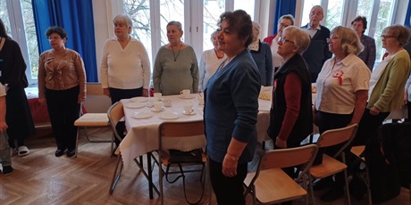 Powiększ grafikę: wizyta-seniorow-w-wesolych-skrzatach-na-przedstawieniu-z-okazji-dnia-niepodleglosci-657019.jpg