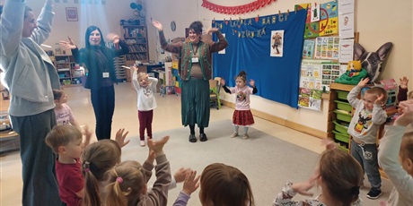 Powiększ grafikę: wizyta-wiceprezydentki-gdanska-moniki-chabior-w-przedszkolu-nr-67-wesole-skrzaty-672238.jpg