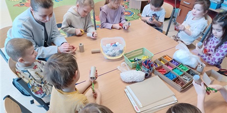 Powiększ grafikę: wizyta-wiceprezydentki-gdanska-moniki-chabior-w-przedszkolu-nr-67-wesole-skrzaty-672239.jpg