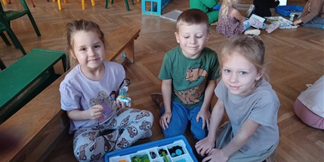 Powiększ grafikę: zajecia-z-robotyki-dla-wszystkich-grup-wesolych-skrzatow-655943.jpg