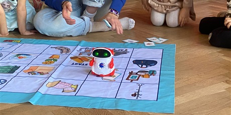 Zajęcia z robotyki dla wszystkich grup Wesołych Skrzatów