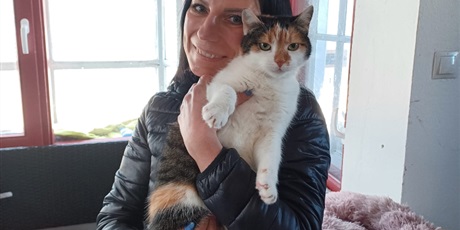 Powiększ grafikę: zakonczenie-akcji-charytatywnej-na-rzecz-fundacji-koty-spod-bloku-679273.jpg