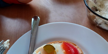 Powiększ grafikę: zdrowe-kanapki-mikolajowe-w-naszym-przedszkolu-666528.jpg