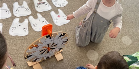 Powiększ grafikę: zdrowy-usmiech-gimnastyka-buzi-i-jezyka-zajecia-z-pania-logopeda-marita-678624.jpg