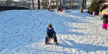 Powiększ grafikę: zimowe-szalenstwo-na-sankach-669283.jpg