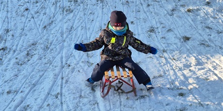 Powiększ grafikę: zimowe-szalenstwo-na-sankach-669292.jpg