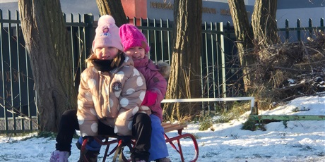 Powiększ grafikę: zimowe-szalenstwo-na-sankach-669293.jpg