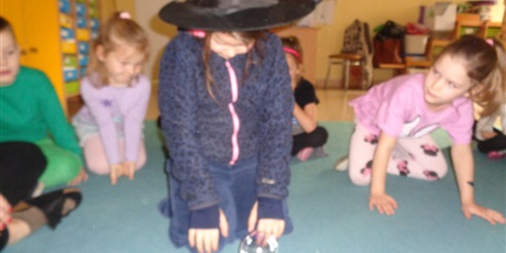 Powiększ grafikę: Andrzejki