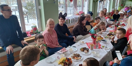 Powiększ grafikę: Bal karnawałowy z Babcią i Dziadkiem