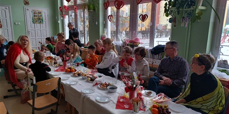 Powiększ grafikę: Bal karnawałowy z Babcią i Dziadkiem