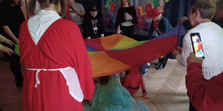 Powiększ grafikę: Bal karnawałowy z Babcią i Dziadkiem