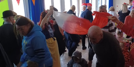 Powiększ grafikę: Bal karnawałowy z Babcią i Dziadkiem