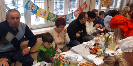 Powiększ grafikę: Bal karnawałowy z Babcią i Dziadkiem