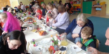 Powiększ grafikę: Bal karnawałowy z babcią i dziadkiem