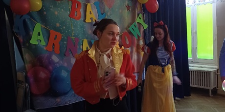 Powiększ grafikę: Bal karnawałowy z Babcią i Dziadkiem