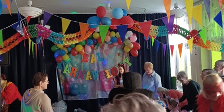 Powiększ grafikę: Bal karnawałowy z Babcią i Dziadkiem