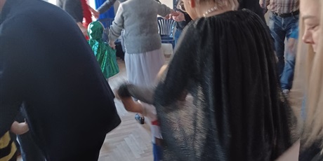 Powiększ grafikę: Bal karnawałowy z Babcią i Dziadkiem