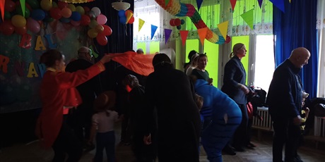 Powiększ grafikę: Bal karnawałowy z Babcią i Dziadkiem