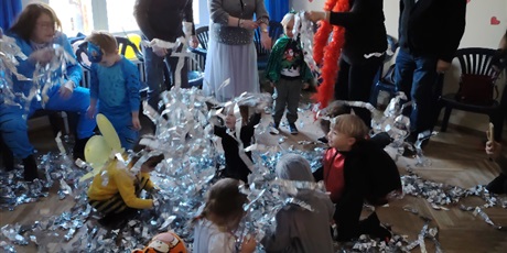 Powiększ grafikę: Bal karnawałowy z Babcią i Dziadkiem