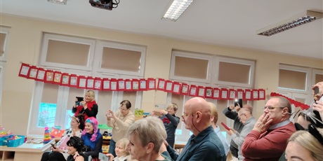 Powiększ grafikę: Bal karnawałowy z Babcią i Dziadkiem