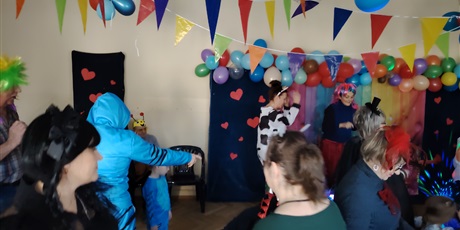 Powiększ grafikę: Bal karnawałowy z Babcią i Dziadkiem