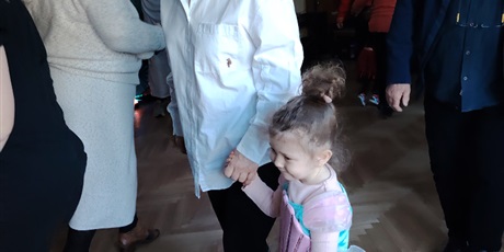 Powiększ grafikę: Bal karnawałowy z Babcią i Dziadkiem