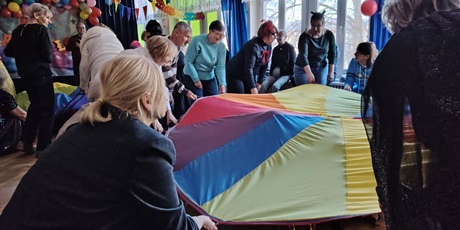 Powiększ grafikę: Bal karnawałowy z Babcią i Dziadkiem