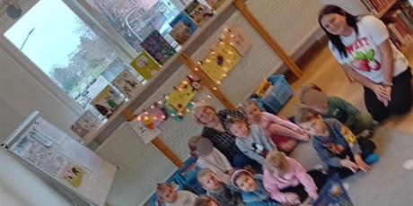 Powiększ grafikę: Chochlikowe Mikołajkowe zajęcia w osiedlowej bibliotece 