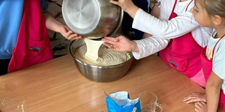 Powiększ grafikę: Ciasto na dzień Tumbo