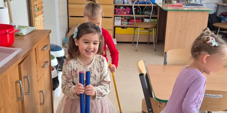 Powiększ grafikę: Czy jazda na nartach w sali jest możliwa?