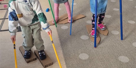 Powiększ grafikę: Czy jazda na nartach w sali jest możliwa?