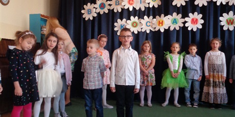 Powiększ grafikę: Dzień Babci i Dziadka w grupie Koszałków Opałków