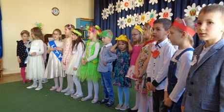 Powiększ grafikę: Dzień Babci i Dziadka w grupie Koszałków Opałków