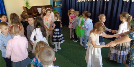 Powiększ grafikę: Dzień Babci i Dziadka w grupie Koszałków Opałków