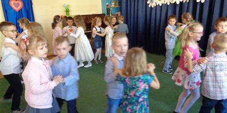 Powiększ grafikę: Dzień Babci i Dziadka w grupie Koszałków Opałków