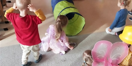 Powiększ grafikę: Dzień bajki w grupie Krasnoludków