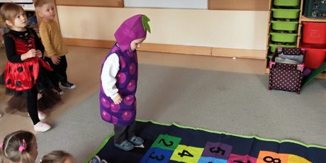 Powiększ grafikę: Dzień bajki w grupie Krasnoludków