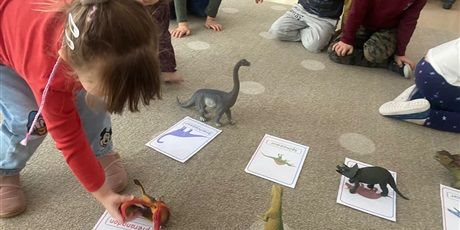 Powiększ grafikę: Dzień dinozaura