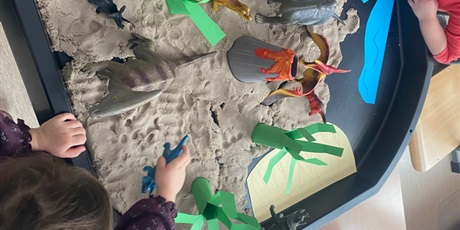 Powiększ grafikę: Dzień dinozaura