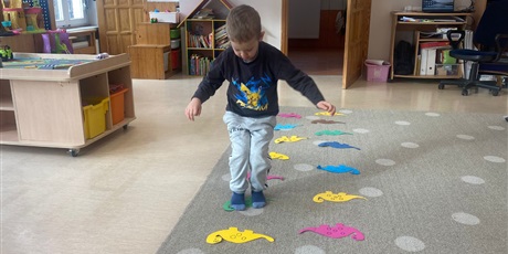 Powiększ grafikę: Dzień dinozaura